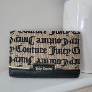 Juice couture small wallet.